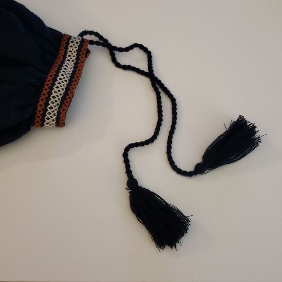 Gap Embroidered Tassel Top Sz M - Picture 8 of 8